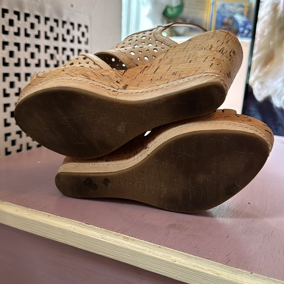 Sam Edelman - Leather wedge sandals - size 7, cream color - Picture 5 of 5